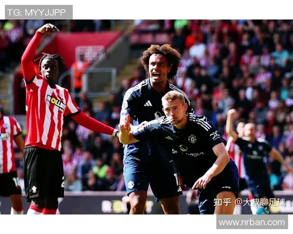 南安普顿主场迎战曼联谁能在英超赛场上笑到最后